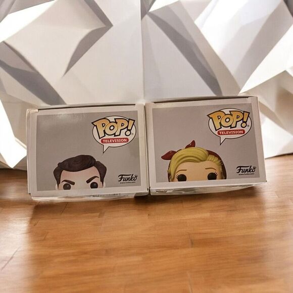 (NEW)Lot of 2 Parks & Recreation-Ron Swanson & Leslie Knope FunkoPop - Picture 3 of 5